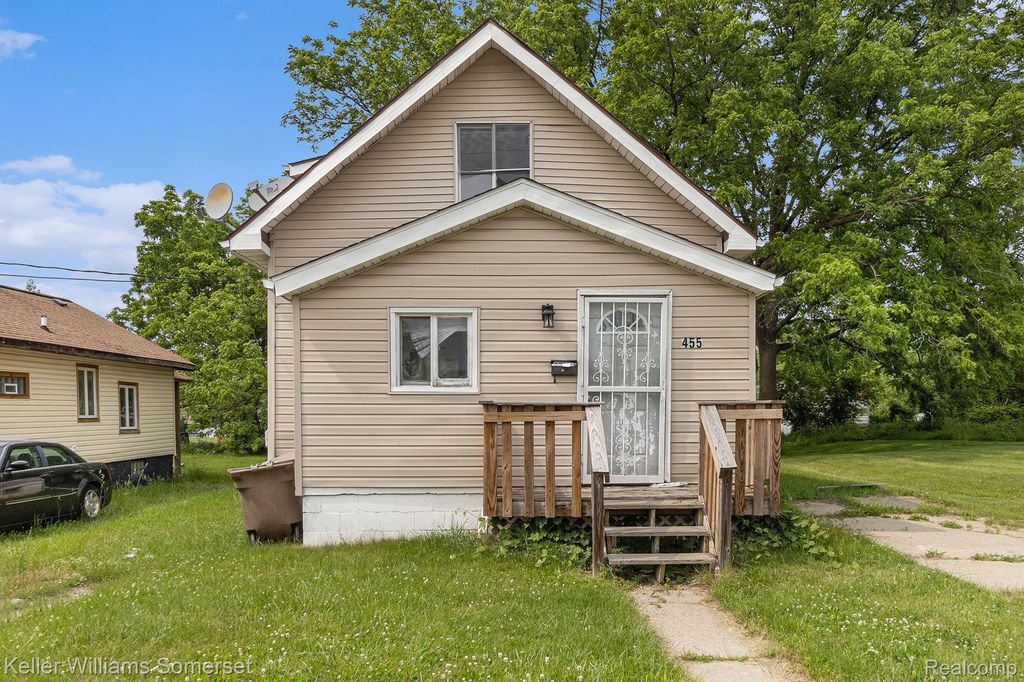 455 Irwin Avenue, Pontiac, MI 48341