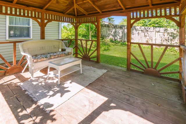 1743 EAST 43RD Street, Erie, PA 16510