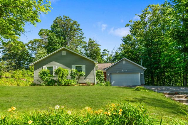 1743 EAST 43RD Street, Erie, PA 16510
