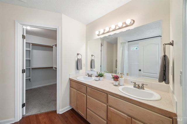 18771 N Midland, Nampa, ID 83687