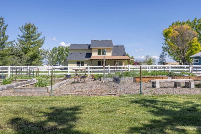18771 N Midland, Nampa, ID 83687