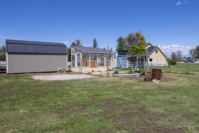 18771 N Midland, Nampa, ID 83687