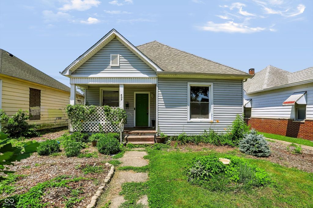 809 S 20th Street, Terre Haute, IN 47803
