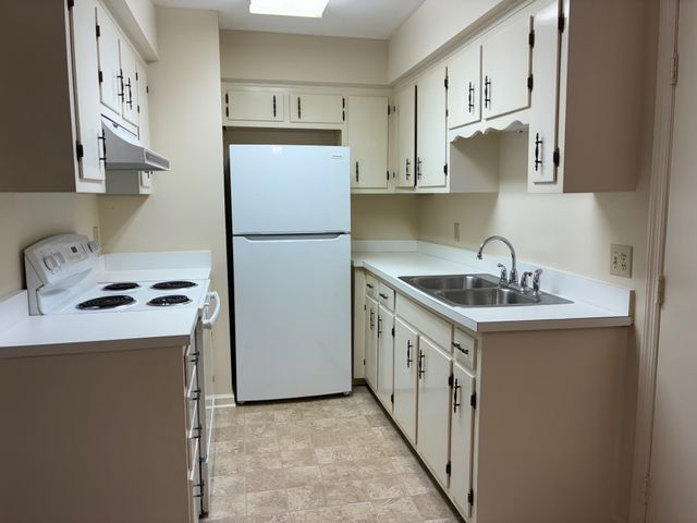 339 Deer Lake Dr # 339, Nashville, TN 37221
