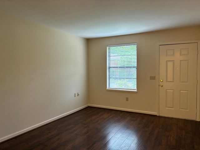 339 Deer Lake Dr # 339, Nashville, TN 37221