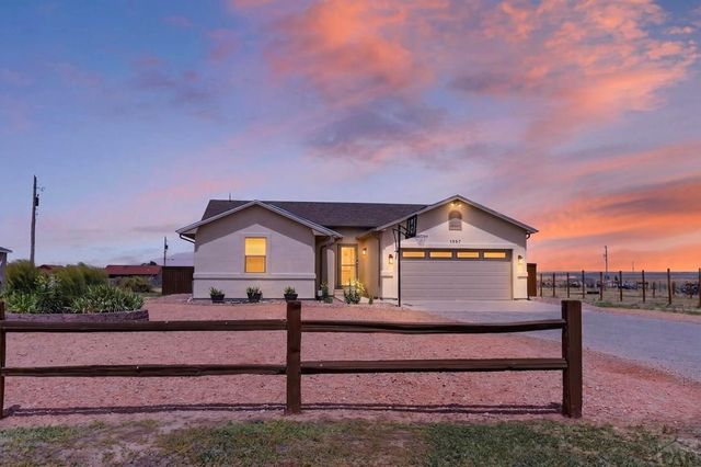 1357 E Kiva Dr, Pueblo West, CO 81007