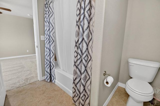 1357 E Kiva Dr, Pueblo West, CO 81007