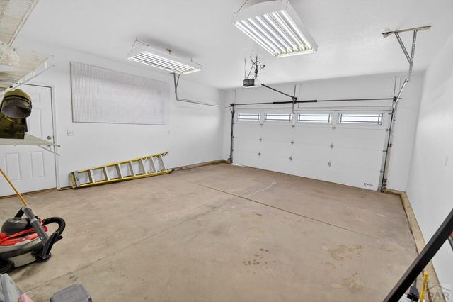 1357 E Kiva Dr, Pueblo West, CO 81007