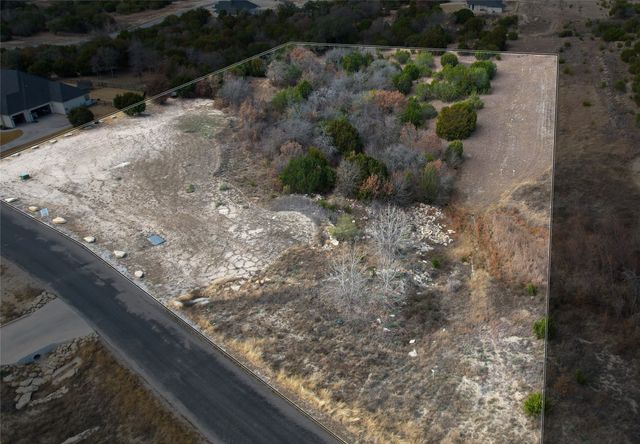 1068 Eagles Bluff Drive, Weatherford, TX 76087