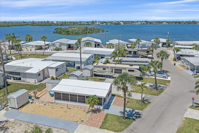 58 MONTEGO DRIVE, Palmetto, FL 34221