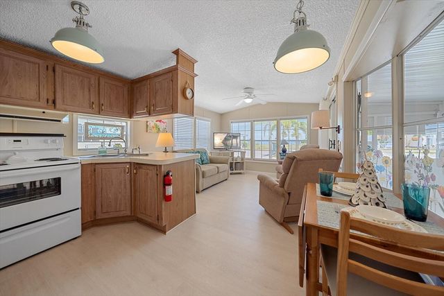 58 MONTEGO DRIVE, Palmetto, FL 34221