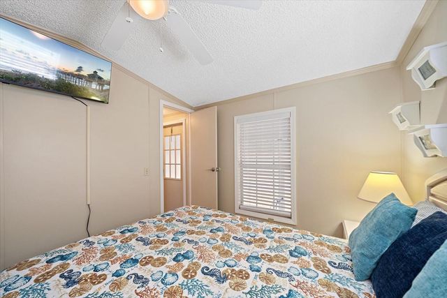 58 MONTEGO DRIVE, Palmetto, FL 34221