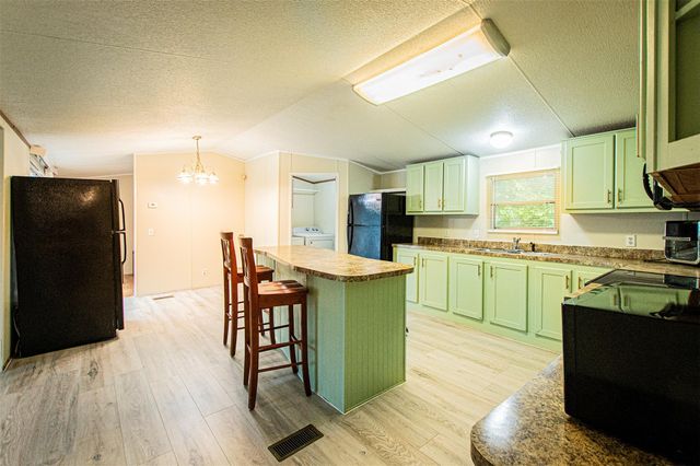 4604 Pimlico DR, Del Valle, TX 78617