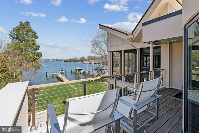 5115 HOLLY DR, West River, MD 20778