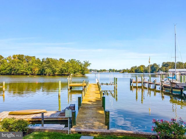 5115 HOLLY DR, West River, MD 20778