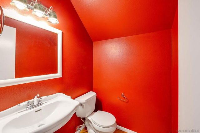 1605 Havenwood Dr, Oceanside, CA 92056