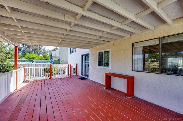 1605 Havenwood Dr, Oceanside, CA 92056
