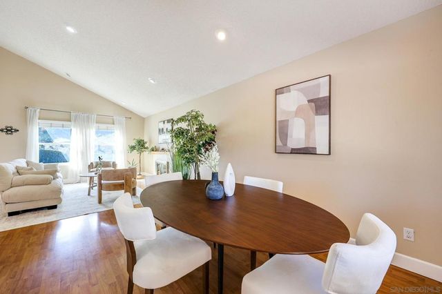 1605 Havenwood Dr, Oceanside, CA 92056