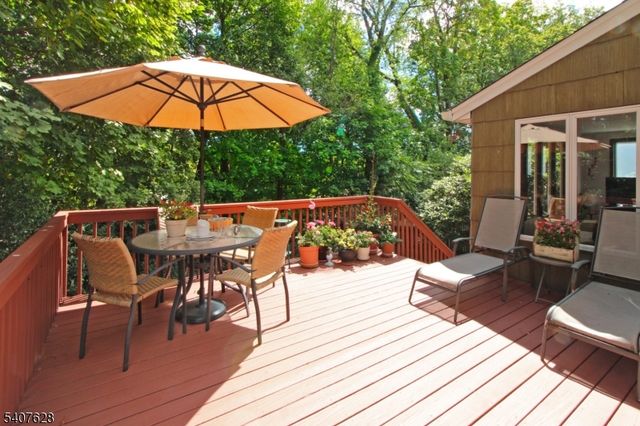 371 Essex Ave, Bloomfield Twp., NJ 07003