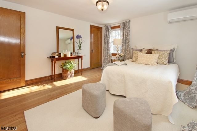 371 Essex Ave, Bloomfield Twp., NJ 07003