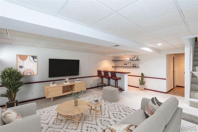4044 Morningview Court, St Louis, MO 63129
