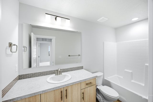 15364 Patriot Ave, Nampa, ID 83651