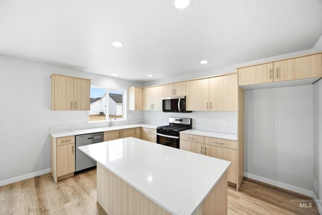 15364 Patriot Ave, Nampa, ID 83651