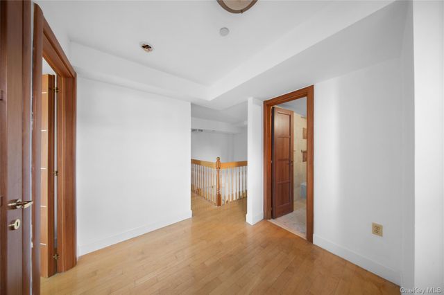 140-22 Beech Avenue 7A, Flushing, NY 11355