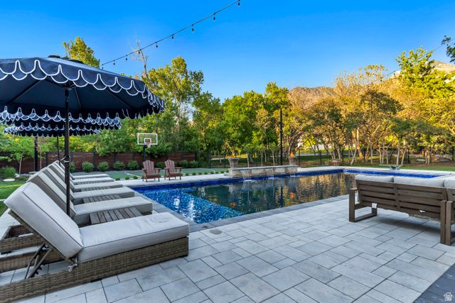 23 E ALTAWOOD LN, Sandy, UT 84092