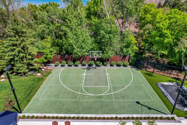 23 E ALTAWOOD LN, Sandy, UT 84092