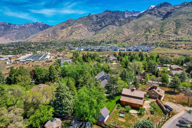 23 E ALTAWOOD LN, Sandy, UT 84092