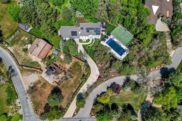23 E ALTAWOOD LN, Sandy, UT 84092