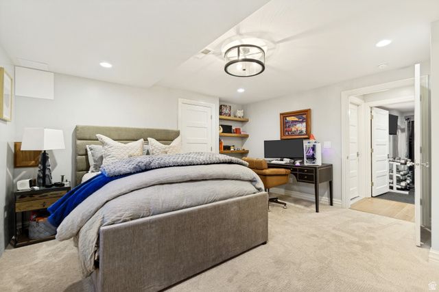 23 E ALTAWOOD LN, Sandy, UT 84092