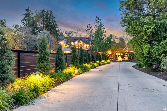 23 E ALTAWOOD LN, Sandy, UT 84092