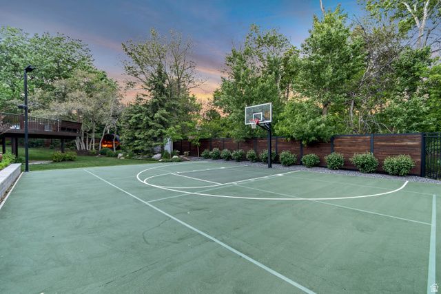 23 E ALTAWOOD LN, Sandy, UT 84092