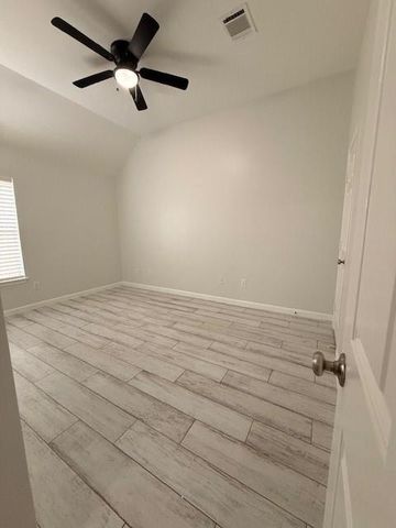 8315 Broken Timber Way, Houston, TX 77095