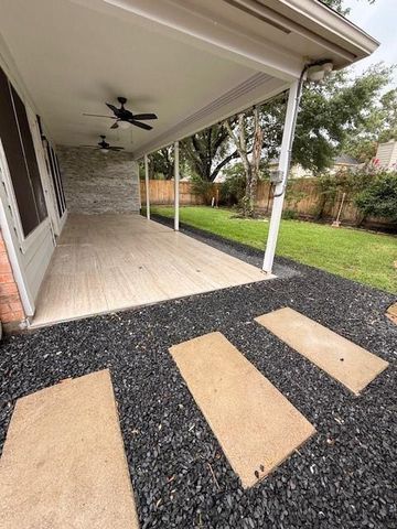 8315 Broken Timber Way, Houston, TX 77095