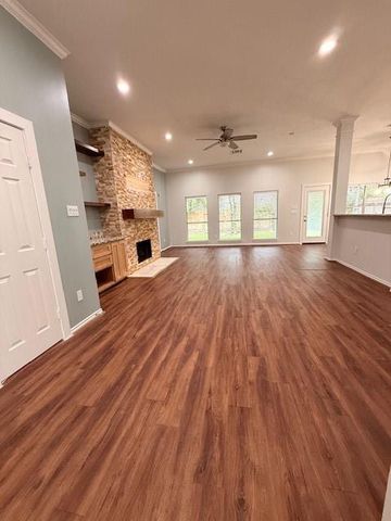 8315 Broken Timber Way, Houston, TX 77095