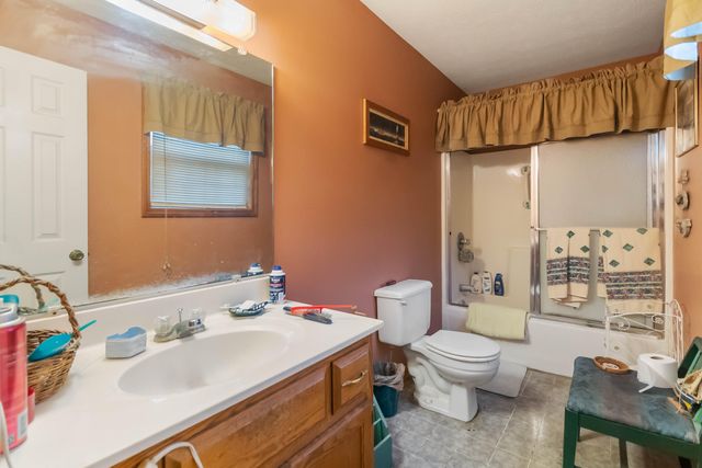 185 Bowen Spur Road, Stanford, KY 40484