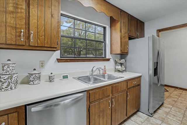 5366 Water Valley Drive, Tallahassee, FL 32303