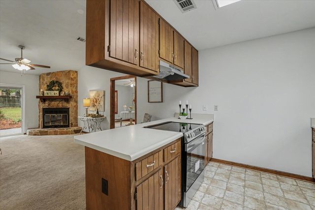 5366 Water Valley Drive, Tallahassee, FL 32303