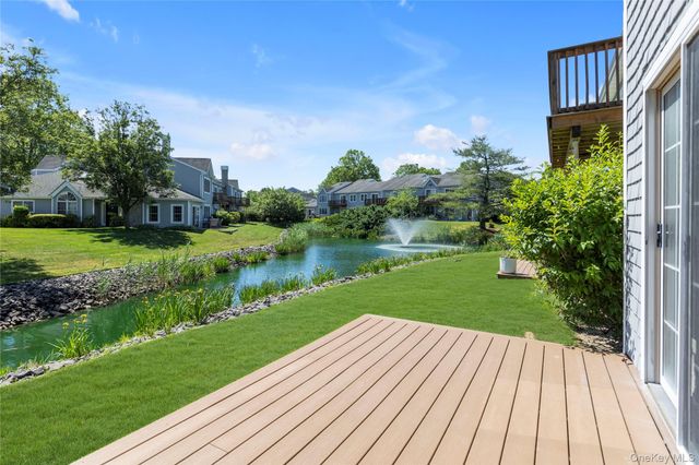 38 Lakebridge Drive S, Kings Park, NY 11754
