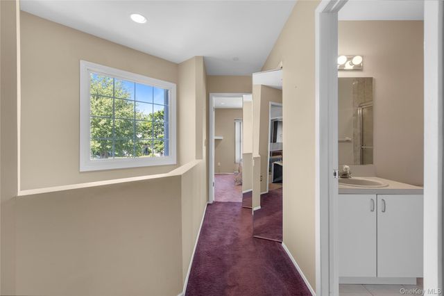 38 Lakebridge Drive S, Kings Park, NY 11754