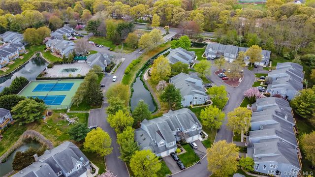 38 Lakebridge Drive S, Kings Park, NY 11754