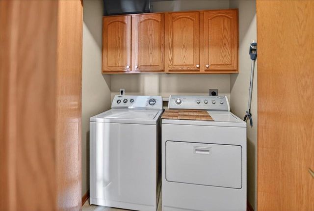3545 Mammoth Trail, Madison, WI 53719