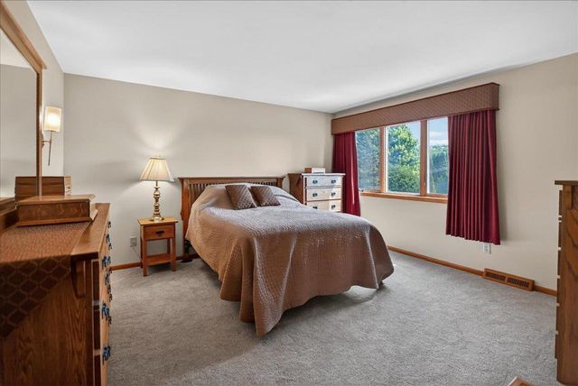 3545 Mammoth Trail, Madison, WI 53719