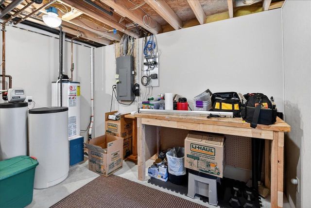 3545 Mammoth Trail, Madison, WI 53719