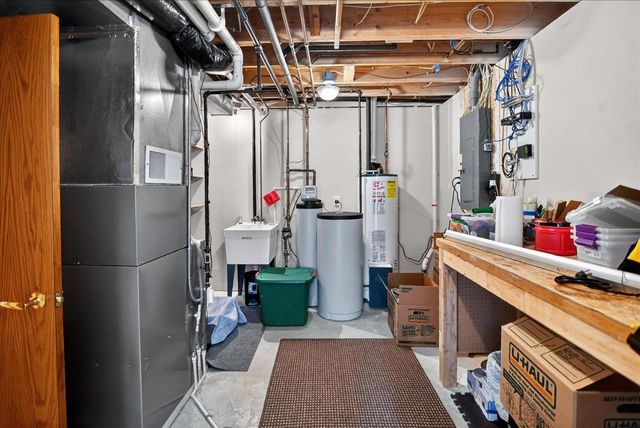 3545 Mammoth Trail, Madison, WI 53719