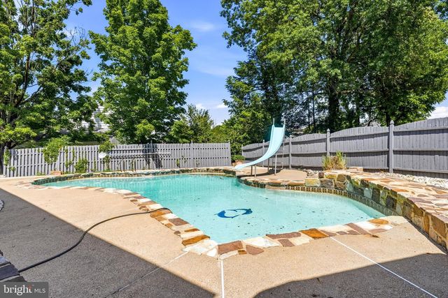 5 JEFFERSON DR, Clementon, NJ 08021