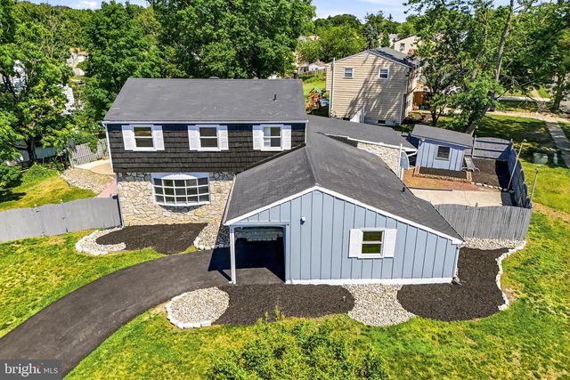 5 JEFFERSON DR, Clementon, NJ 08021